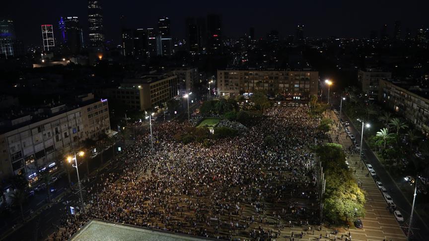Ribuan Orang Arab Israel Berdemo di Tel Aviv Memprotes Undang-undang Negara Yahudi