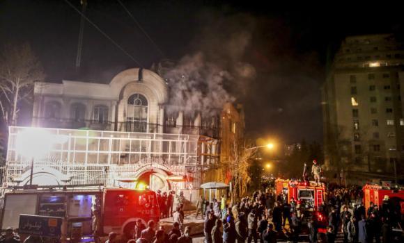 Dunia Kecam Iran atas Serangan pada Misi Diplomatik Saudi di Teheran