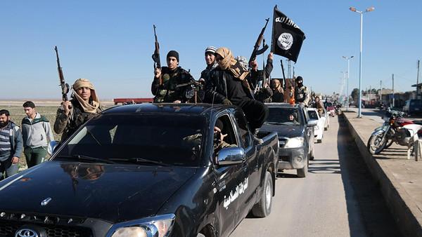 Kota Ain Issa Jatuh ke Tangan ISIS dari Milisi Kurdi YPG