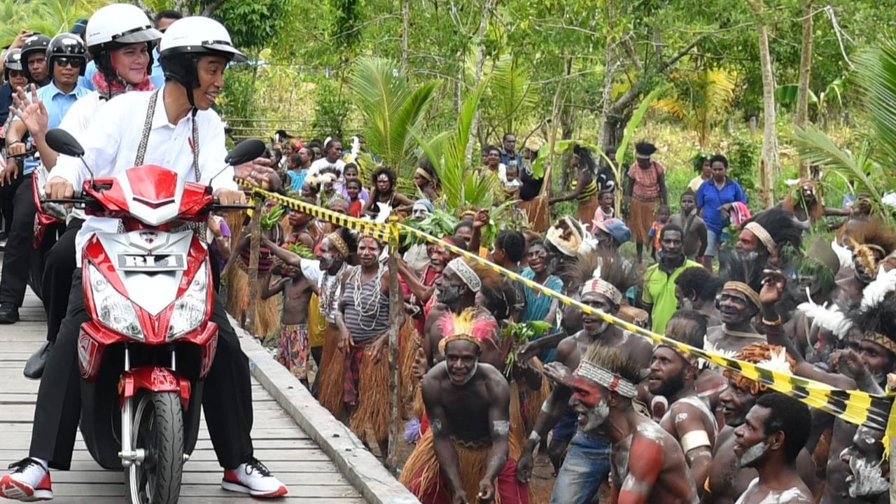 Papua Lepas, Jokowi Turun