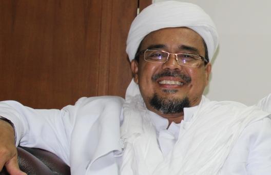 [Video] Habib Rizieq Tak Tumbang Diserang Gas Air Mata, Ustadz Arifin Ilham: Itu Karomah